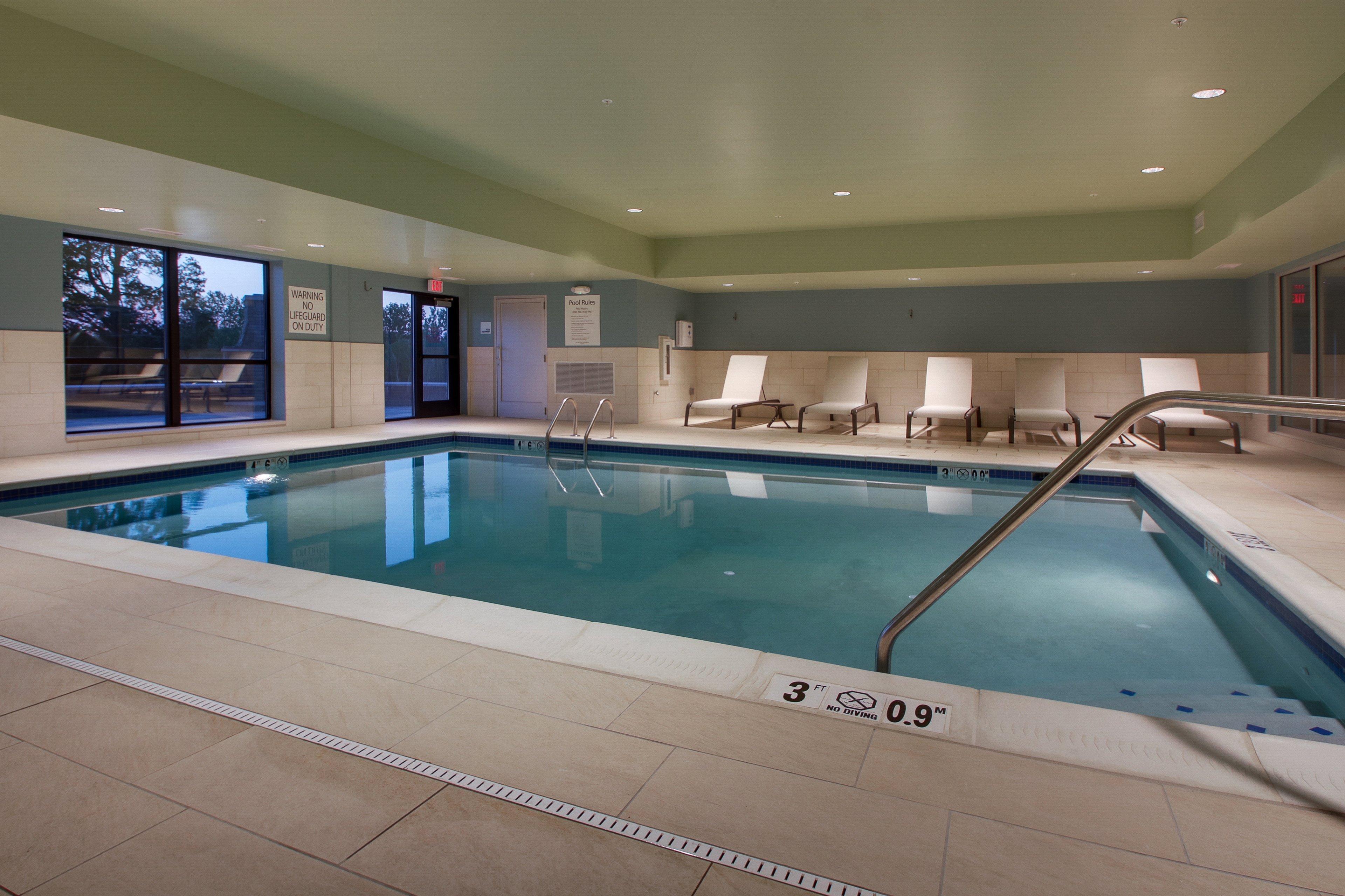 Holiday Inn Express & Suites - Elizabethtown North By Ihg Exterior foto
