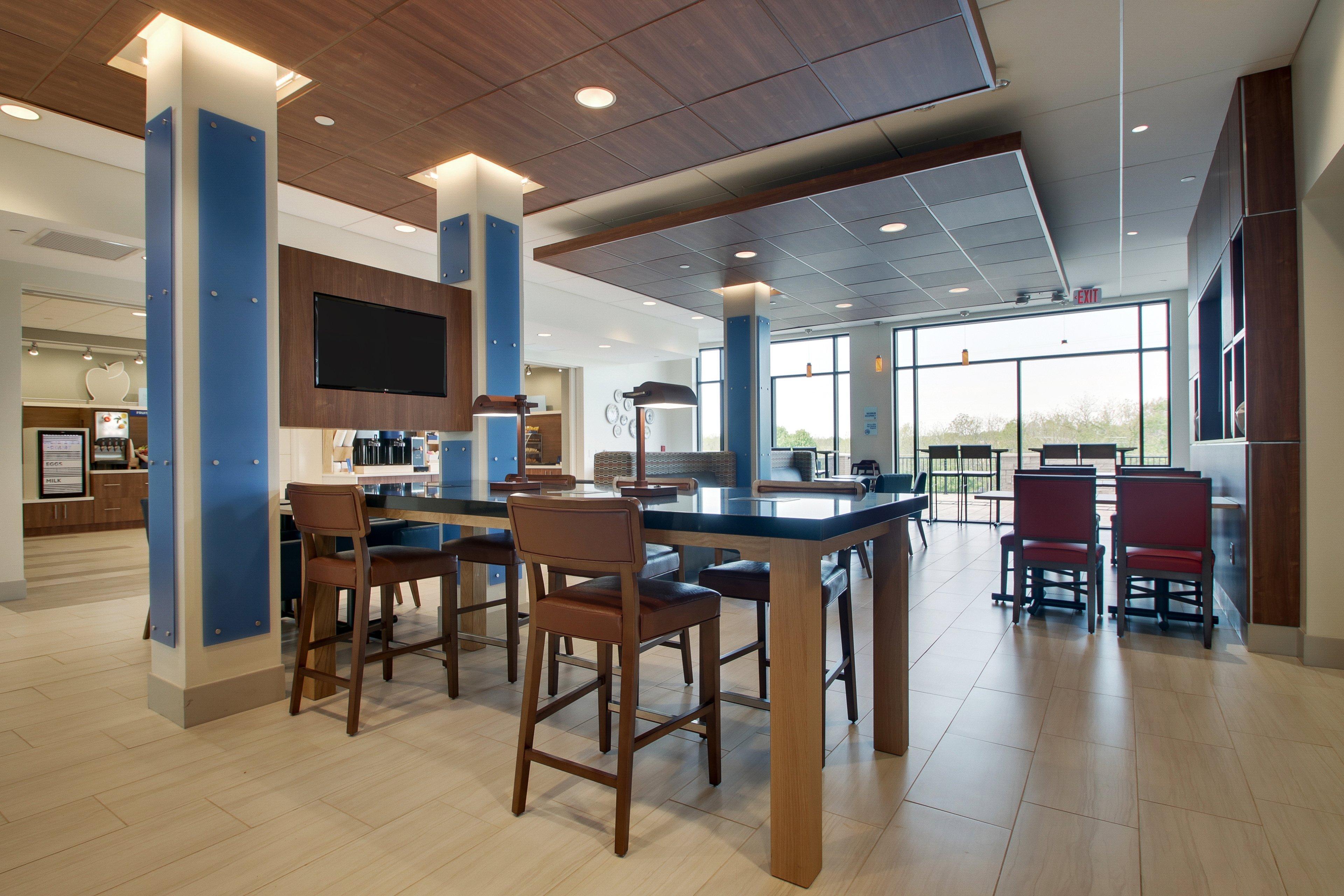 Holiday Inn Express & Suites - Elizabethtown North By Ihg Exterior foto